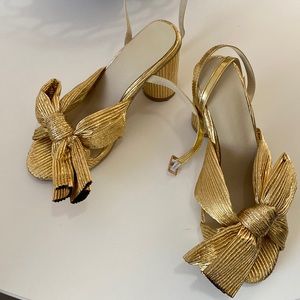 Brand new gold bow heels, size 37, never worn